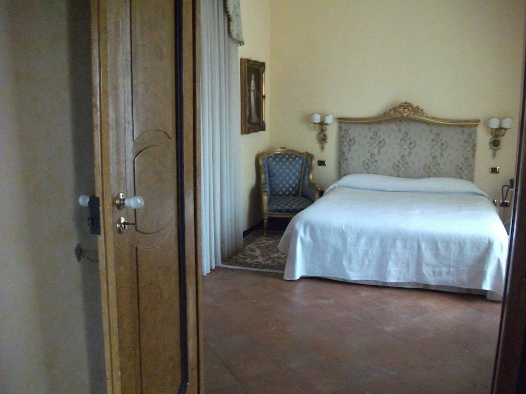 Villa Marcello Caserta Kamer foto